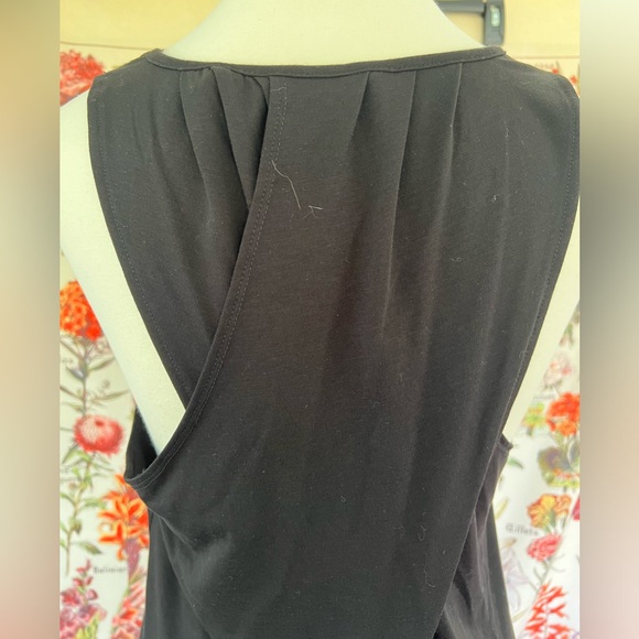 Athleta knit black tank top with criss cross back. Size S. Buy 3 Athleta for 30 - Picture 4 of 7